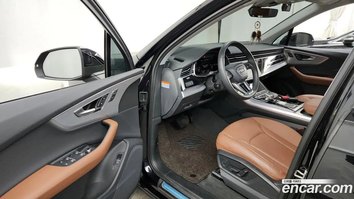 Audi Q7 2021 из KR, фото 6