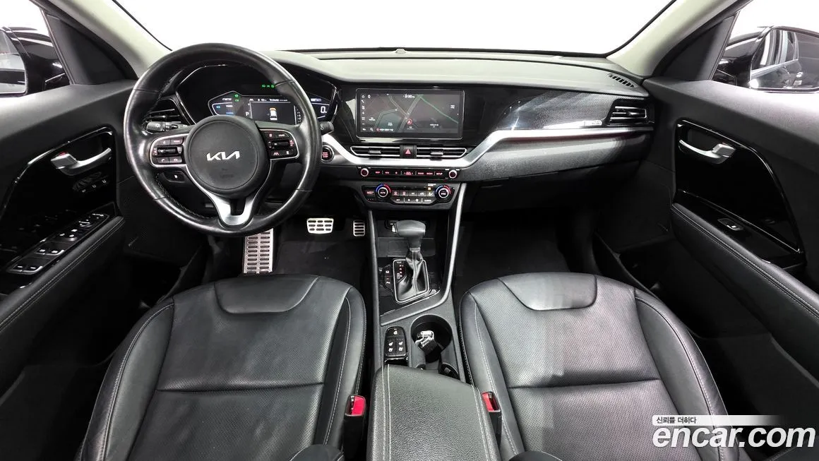 Kia Niro — фото 9