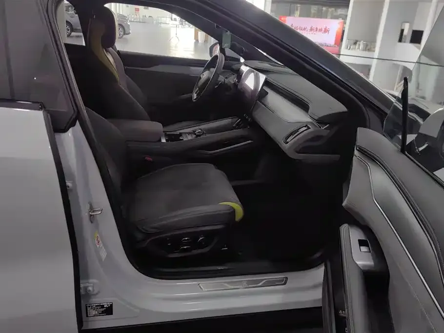 BYD L EV 2025 из CN, фото 2
