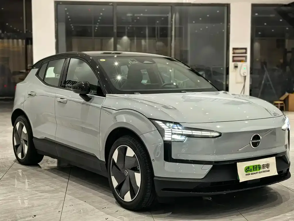 Volvo EX30 2024 из CN, фото 10