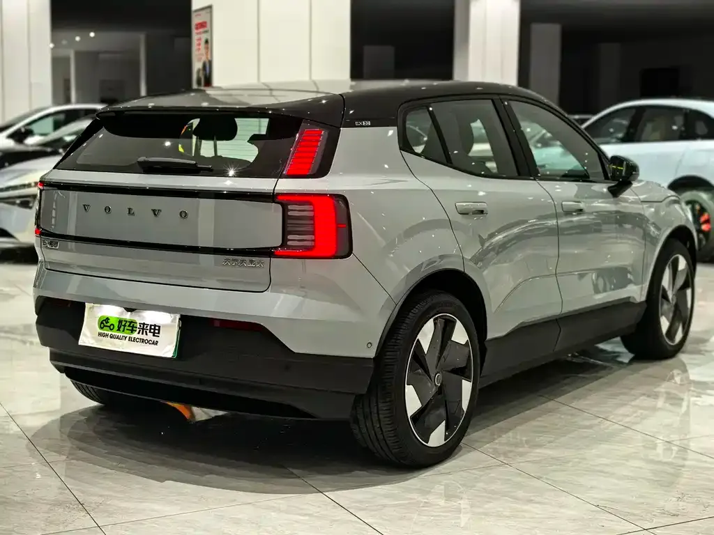 Volvo EX30 2024 из CN, фото 8
