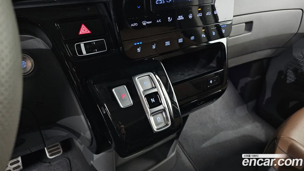 Hyundai Staria 2023 из KR, фото 6
