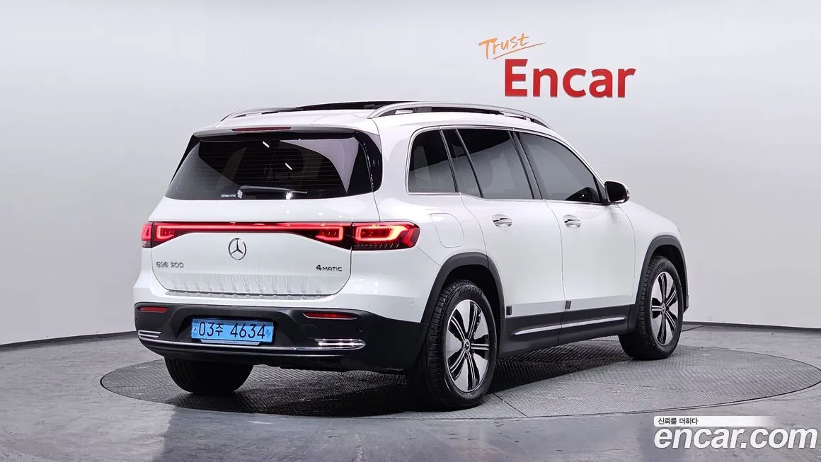 Mercedes-Benz EQB 2024 из KR, фото 2