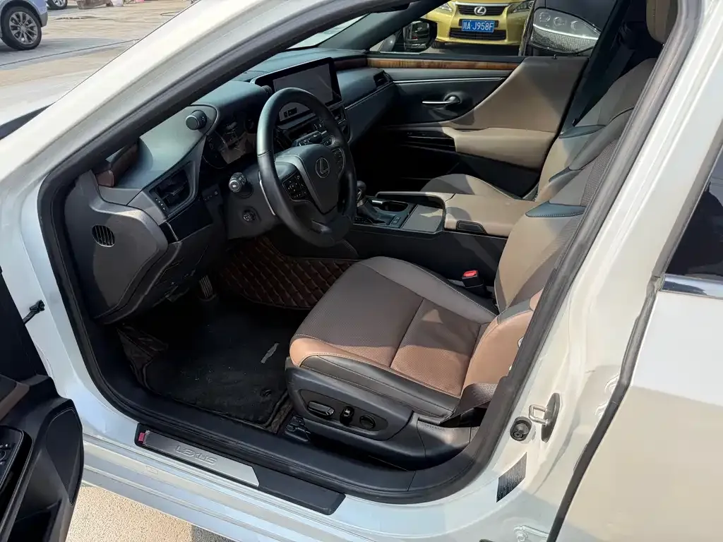 Lexus ES 2024 из CN, фото 5