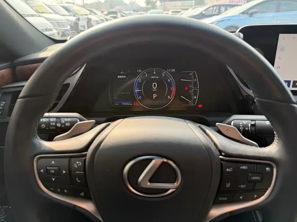 Lexus ES 2024 из CN, фото 2