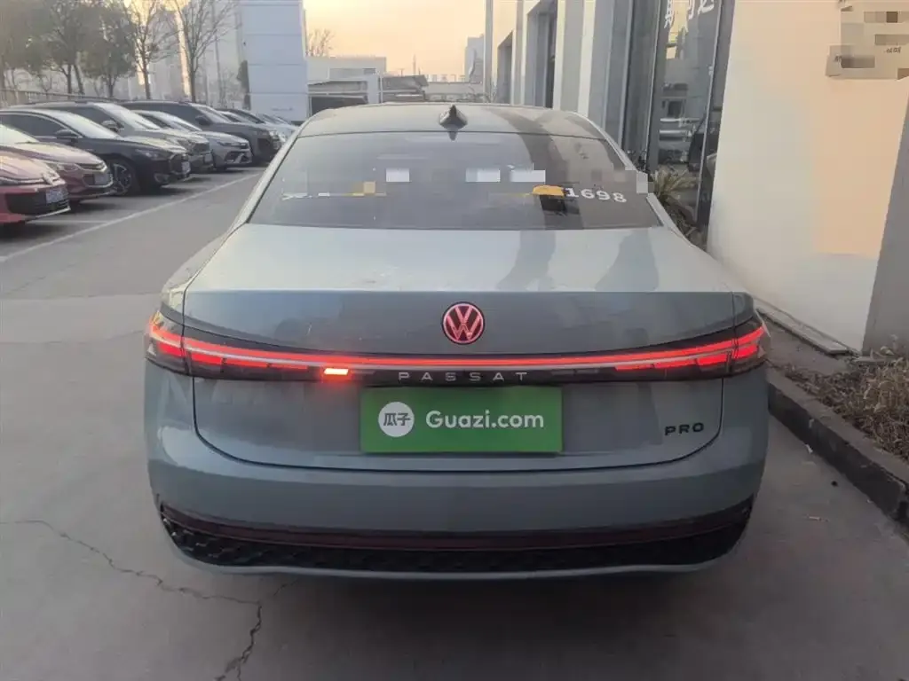 Volkswagen Passat 2024 из CN, фото 9