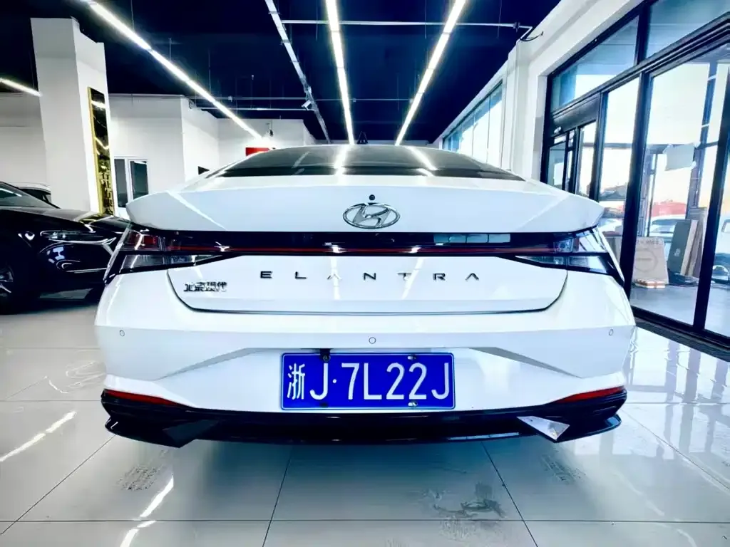 Hyundai Elantra 2021 из CN, фото 8