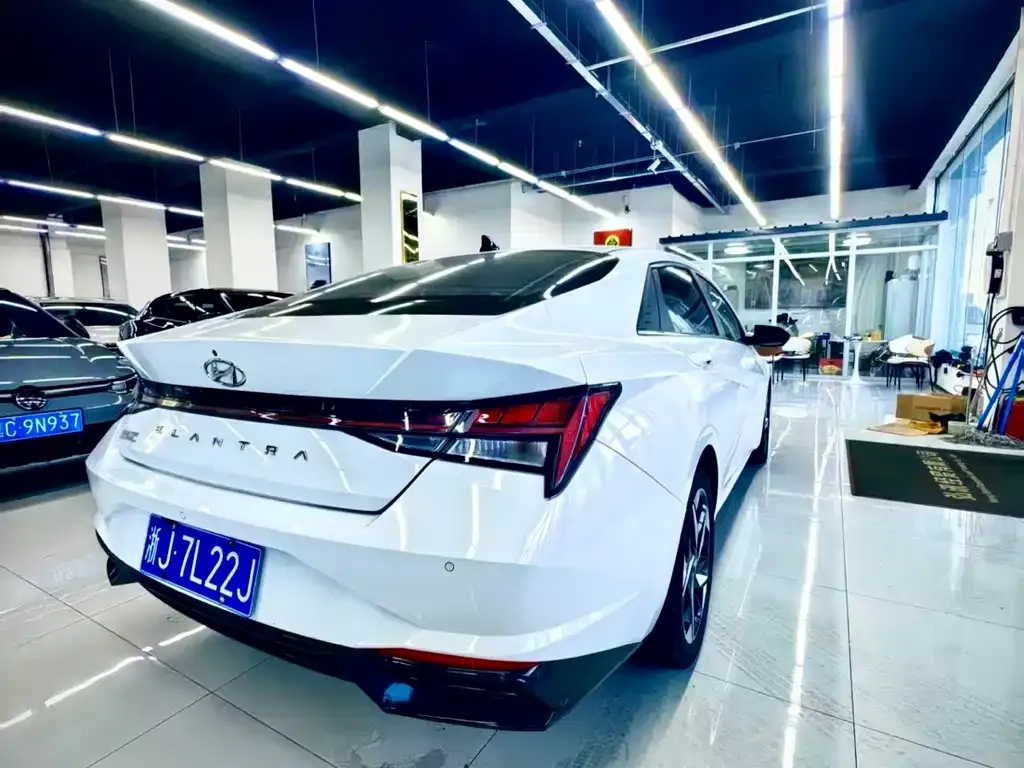 Hyundai Elantra 2021 из CN, фото 7