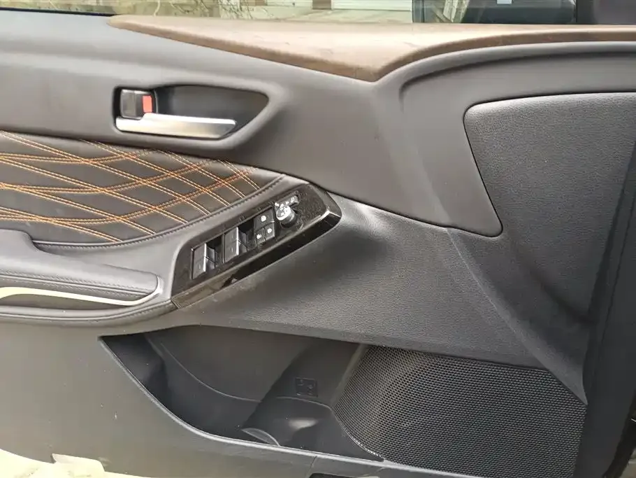 Toyota Avalon 2025 из CN, фото 7