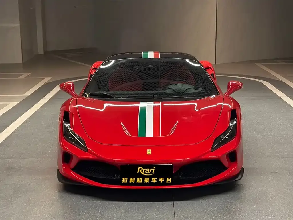 Ferrari F8
