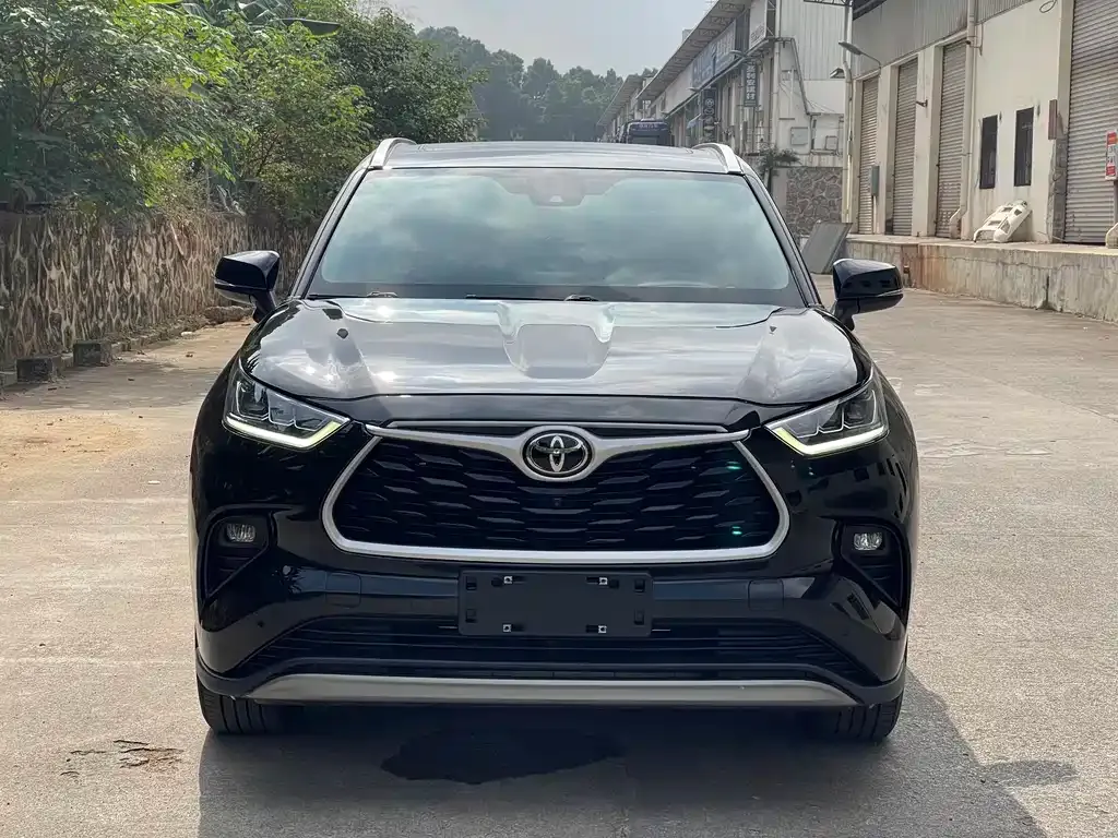 Toyota Highlander 2023 из CN, фото 2