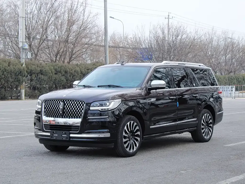 Lincoln Navigator One 2023 из CN, фото 1