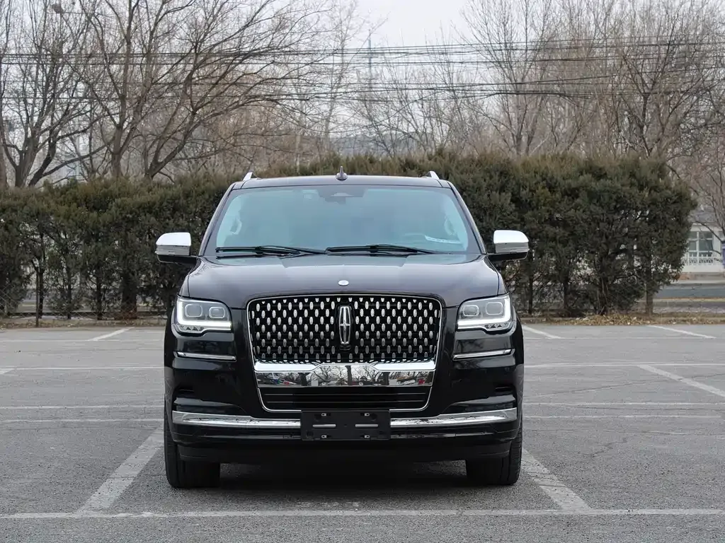 Lincoln Navigator One 2023 из CN, фото 9