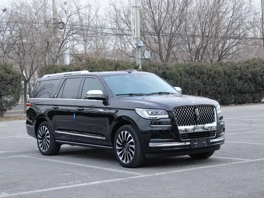 Lincoln Navigator One 2023 из CN, фото 8