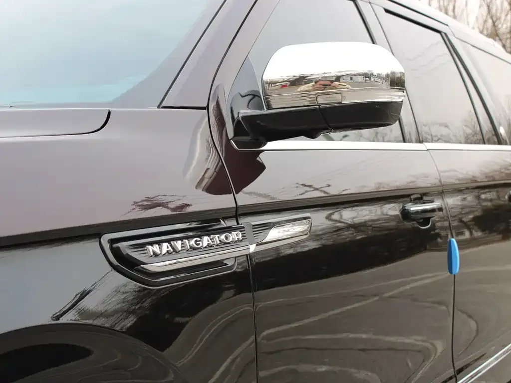 Lincoln Navigator One 2023 из CN, фото 4