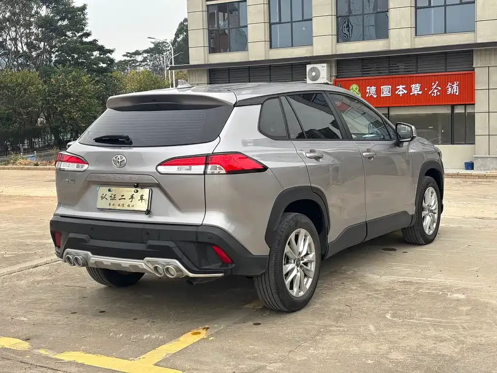 Toyota Corolla Cross 2023 из CN, фото 8