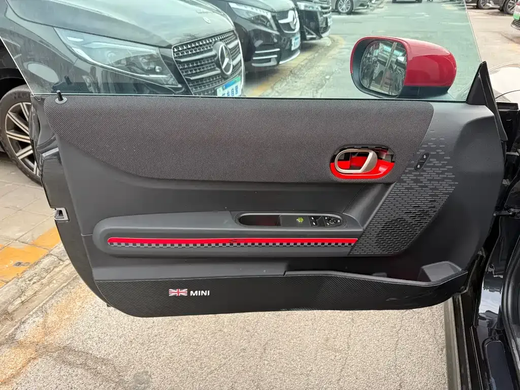 MINI JCW (John Cooper Works) 2025 из CN, фото 9