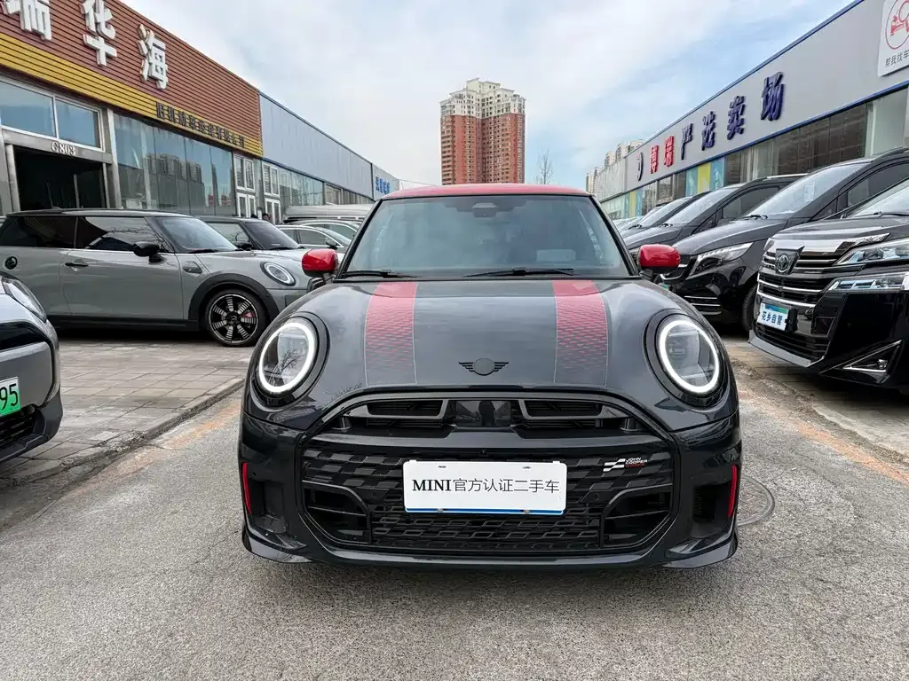 MINI JCW (John Cooper Works) 2025 из CN, фото 6