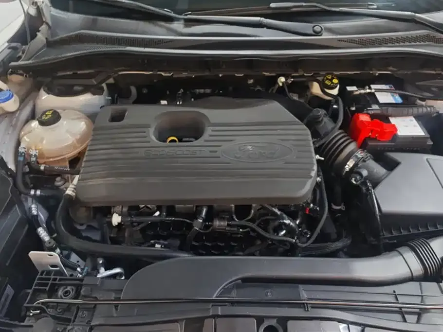 Ford Escape 2023 из CN, фото 5