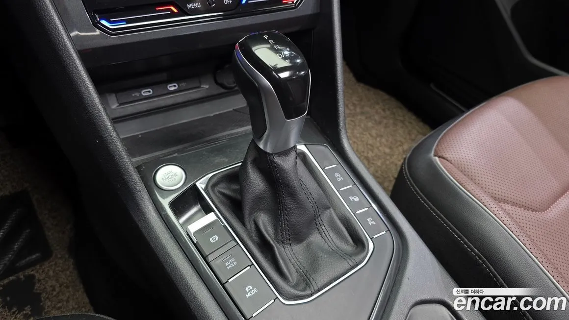 Volkswagen Tiguan — фото 8