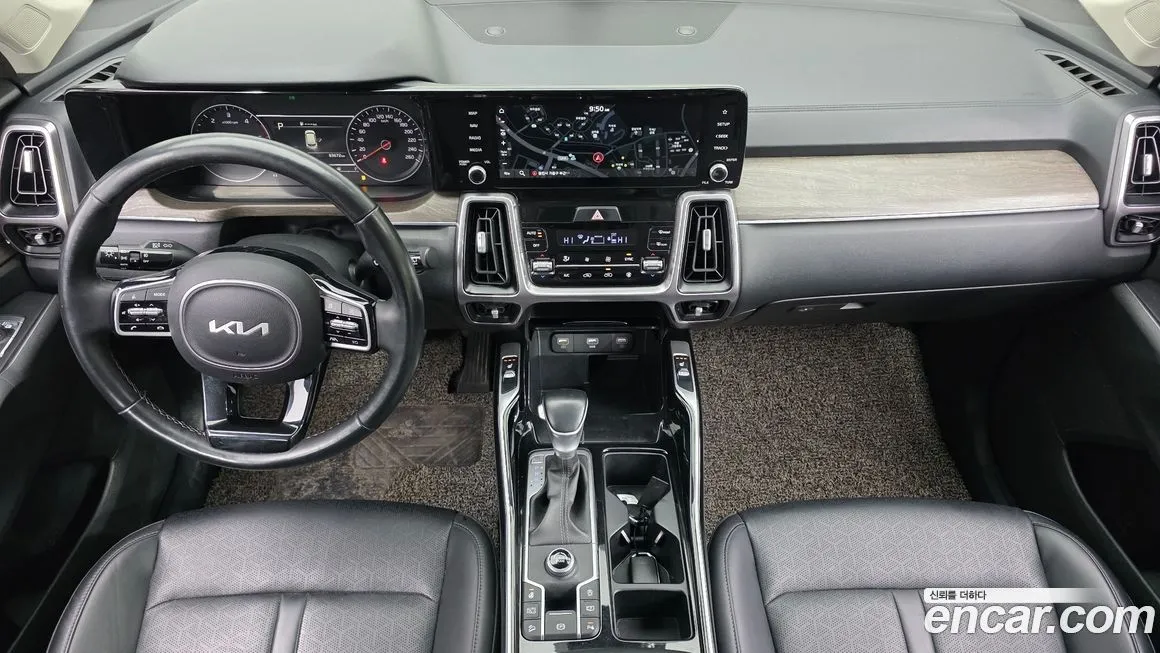 Kia Sorento — фото 9