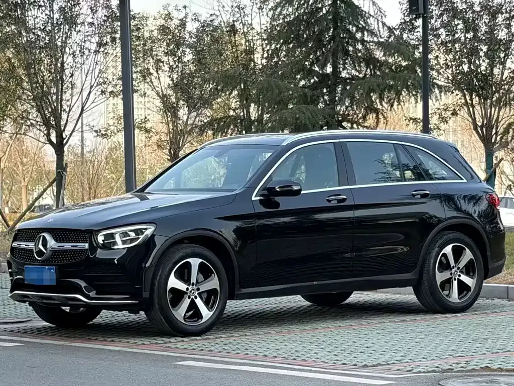 Mercedes-Benz GLC — фото 1