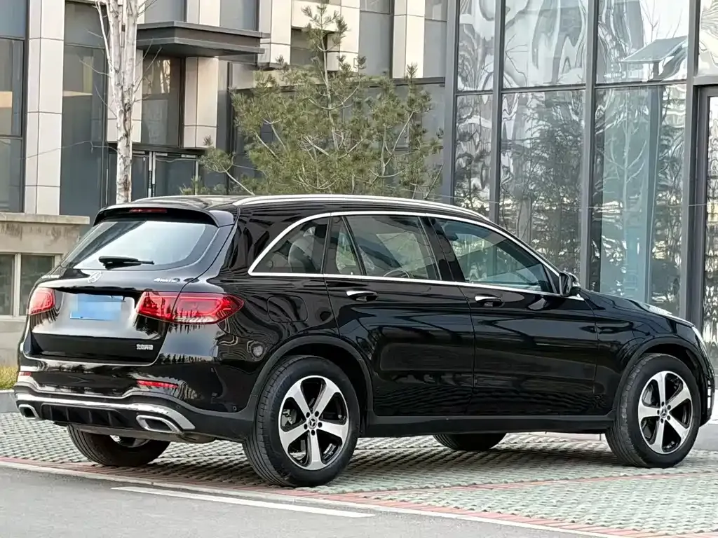 Mercedes-Benz GLC — фото 4