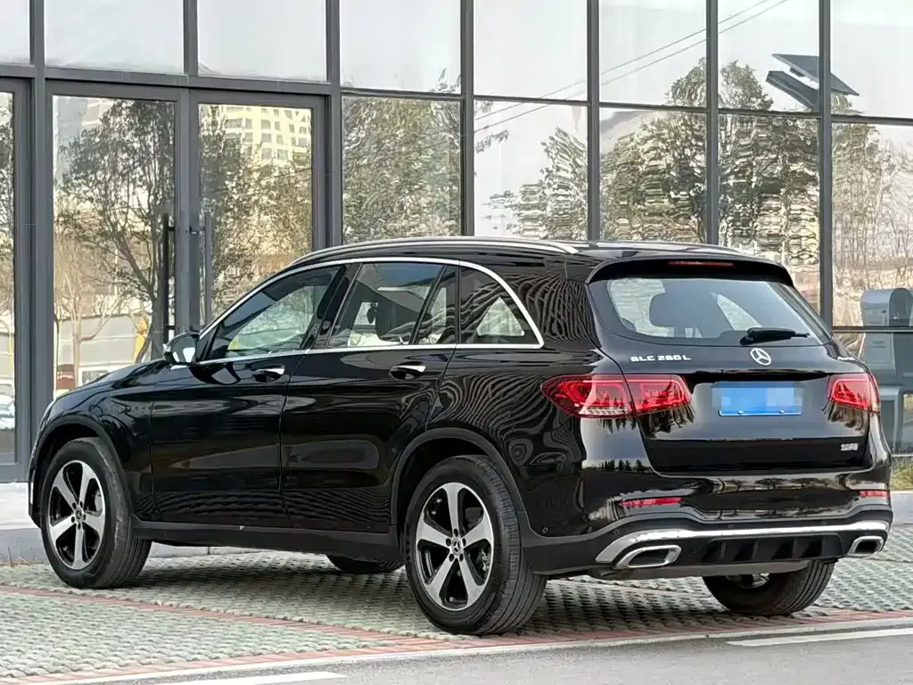 Mercedes-Benz GLC — фото 8