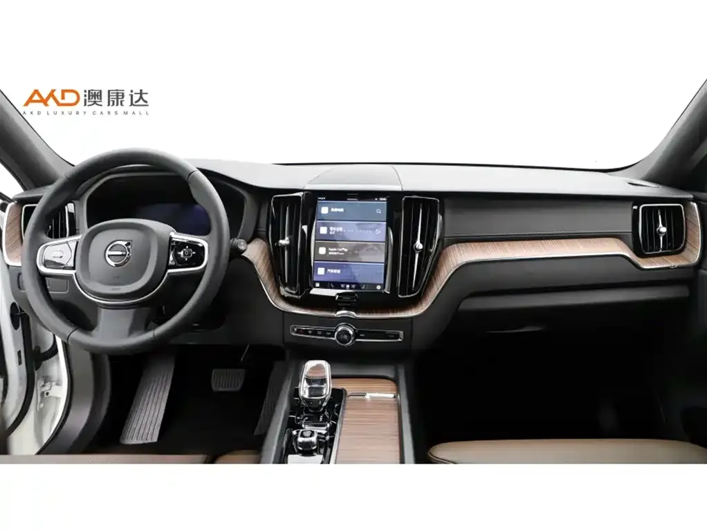 Volvo XC60 2024 из CN, фото 5