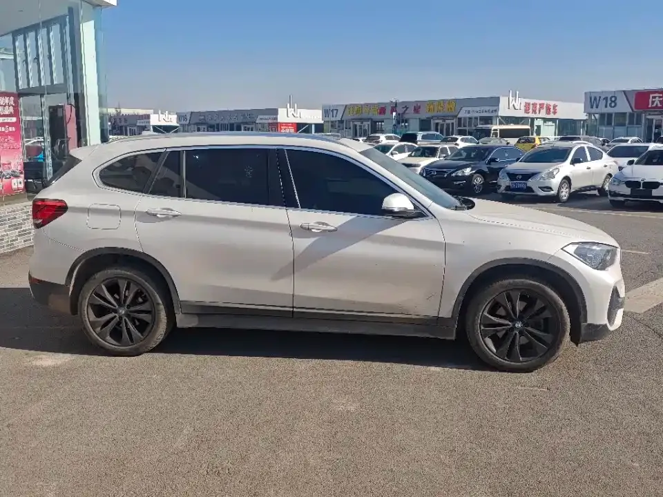 BMW X1 2021 из CN, фото 9