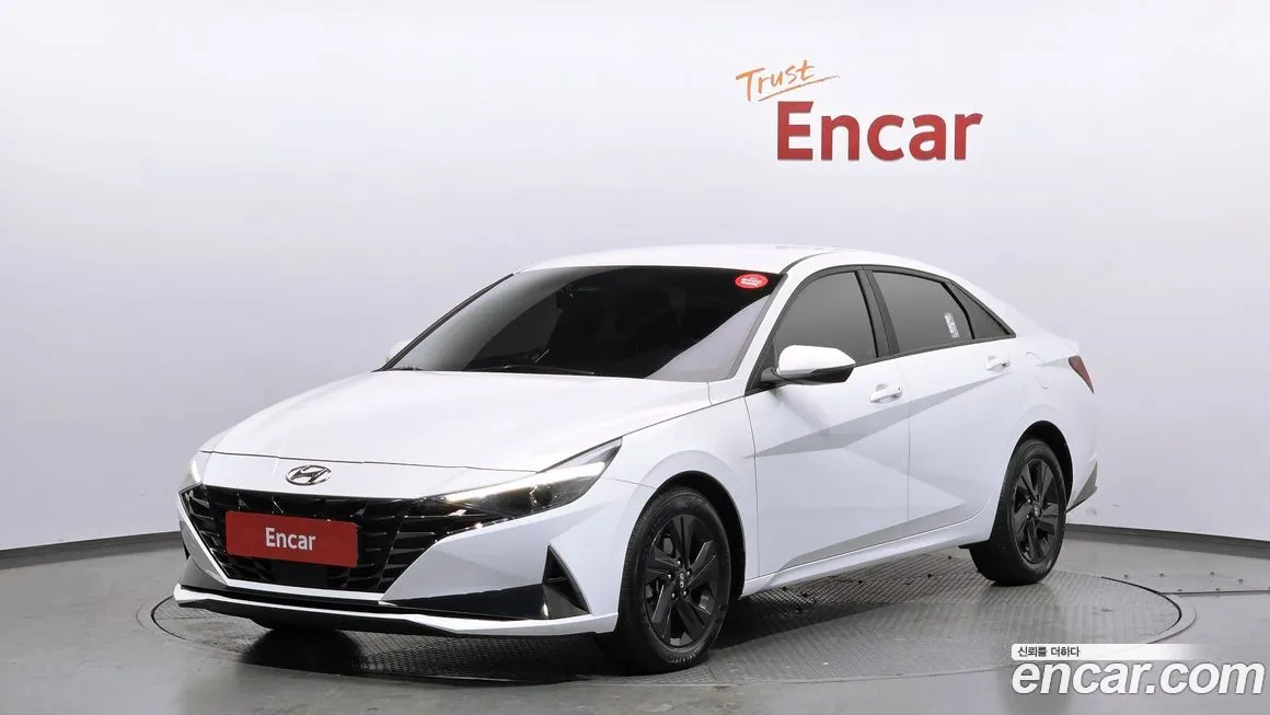 Hyundai AVANTE 2023 из KR, фото 1