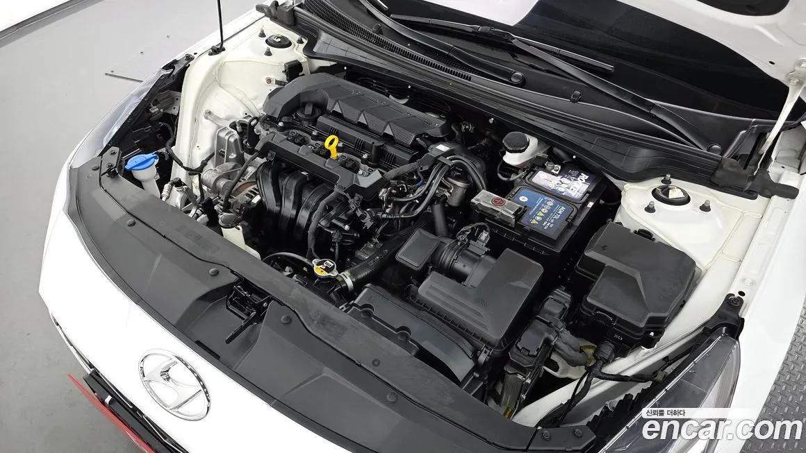 Hyundai AVANTE 2023 из KR, фото 4