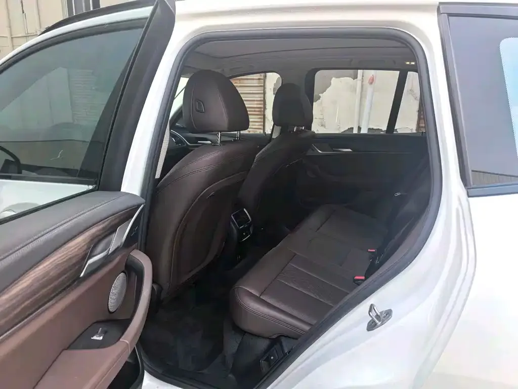 BMW X3 2022 из CN, фото 2