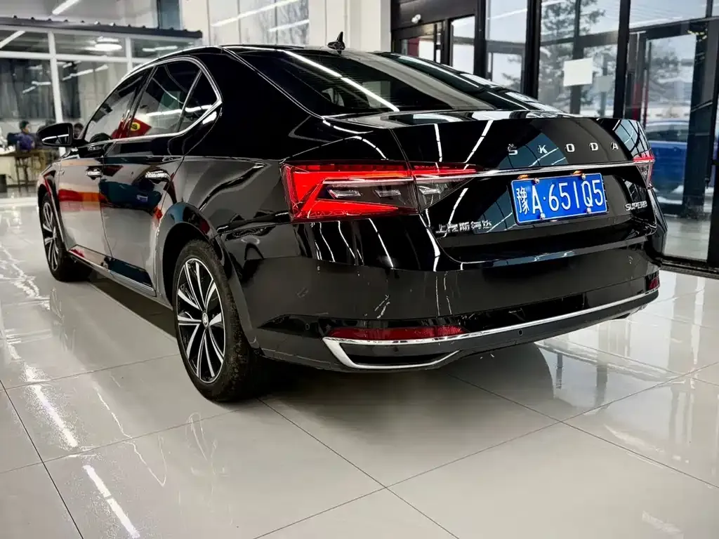 Skoda Superb 2023 из CN, фото 7