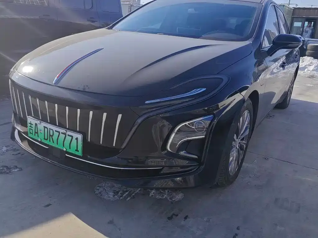 Hongqi E-QM5 2023 из CN, фото 6
