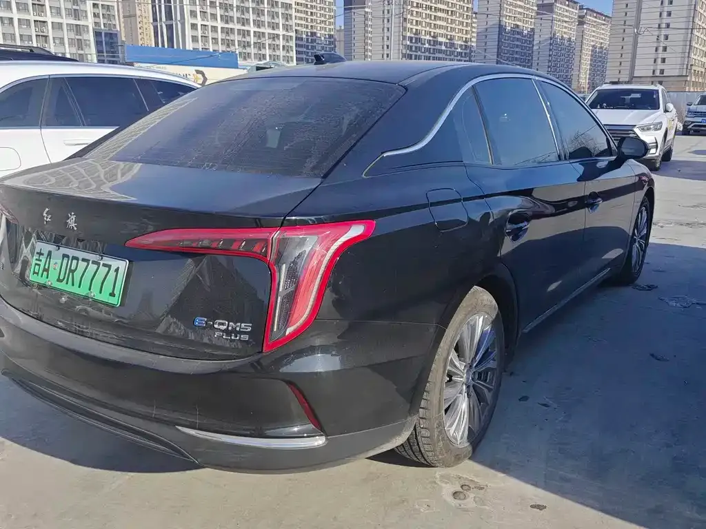 Hongqi E-QM5 2023 из CN, фото 7