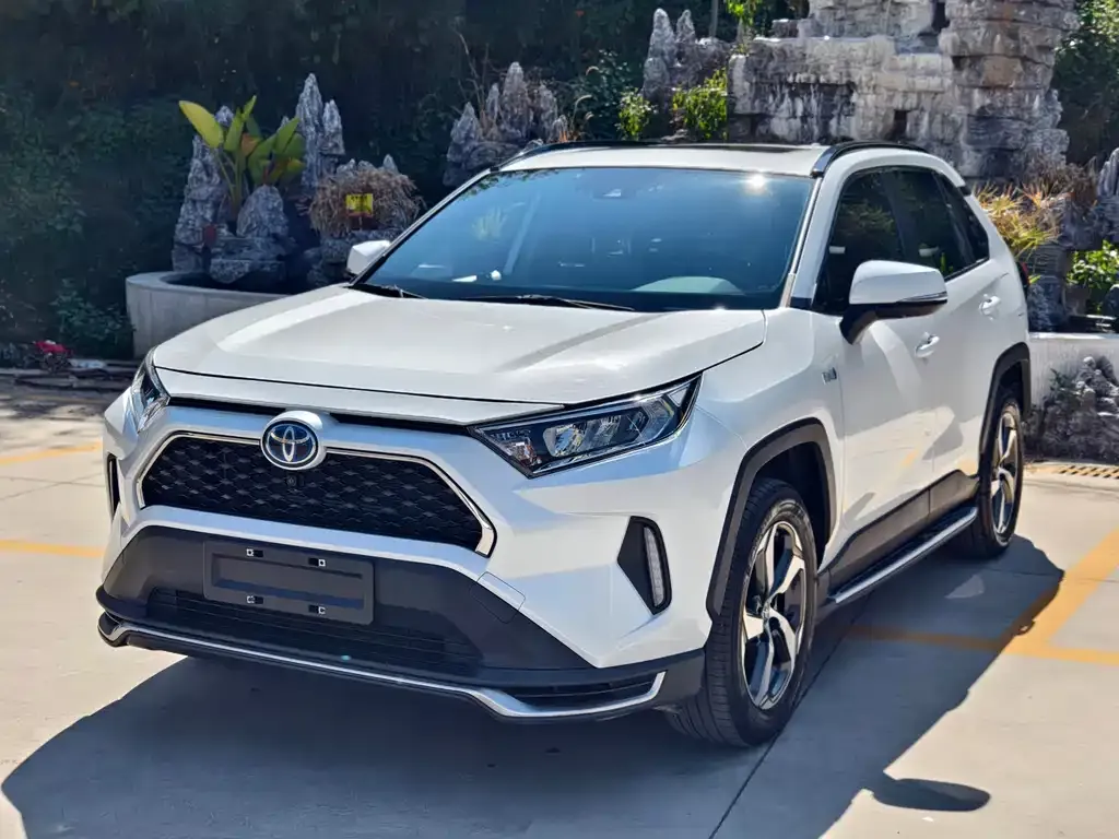 Toyota RAV4 Prime 2022 из CN, фото 1