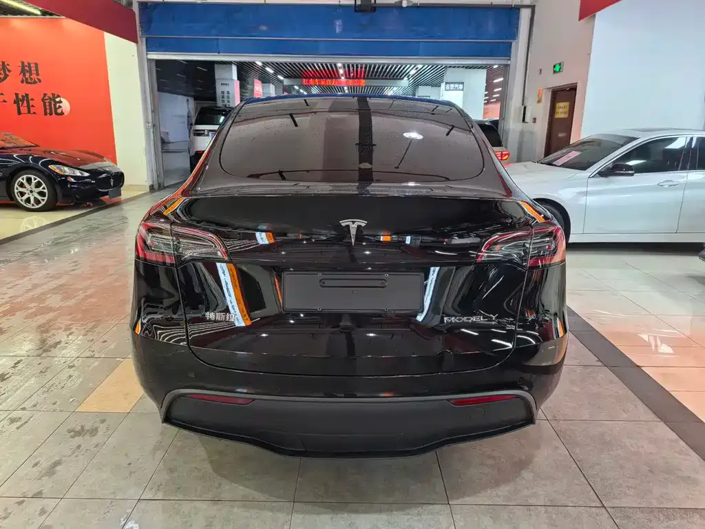 Tesla Model Y 2022 из CN, фото 2