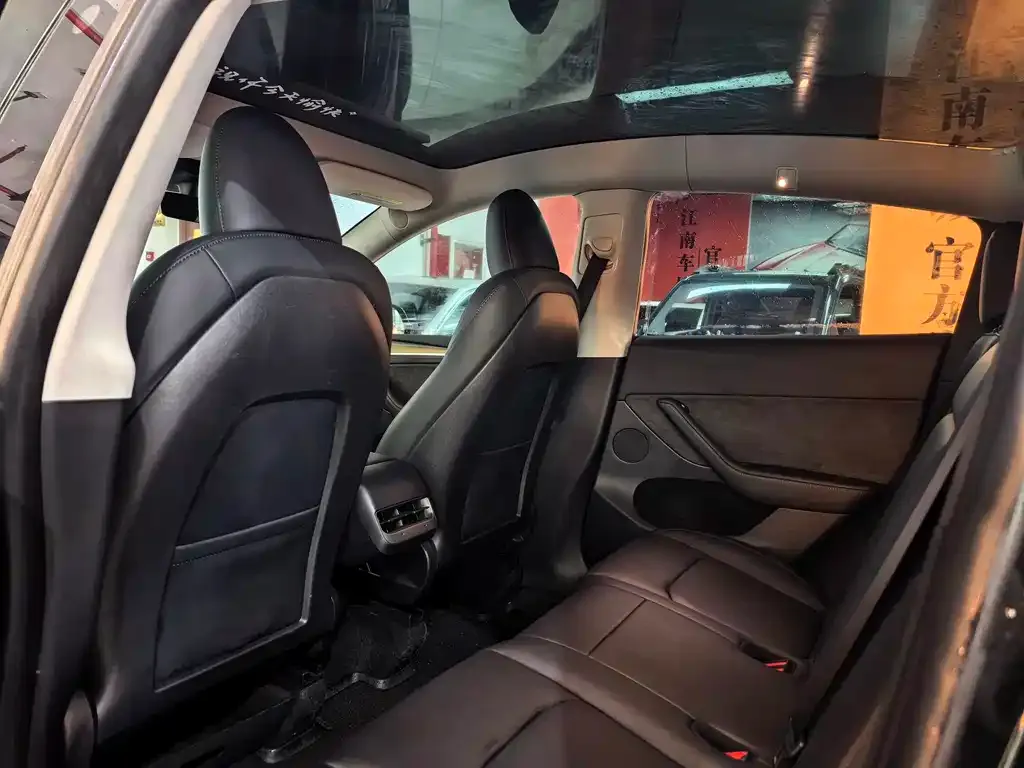 Tesla Model Y 2022 из CN, фото 4
