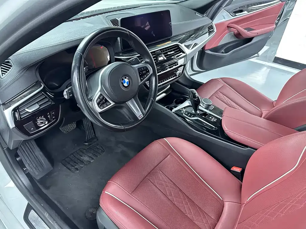 BMW 5 Series — фото 2