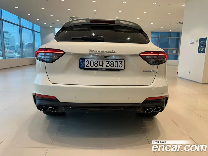 Maserati Levante 2023 из KR, фото 10