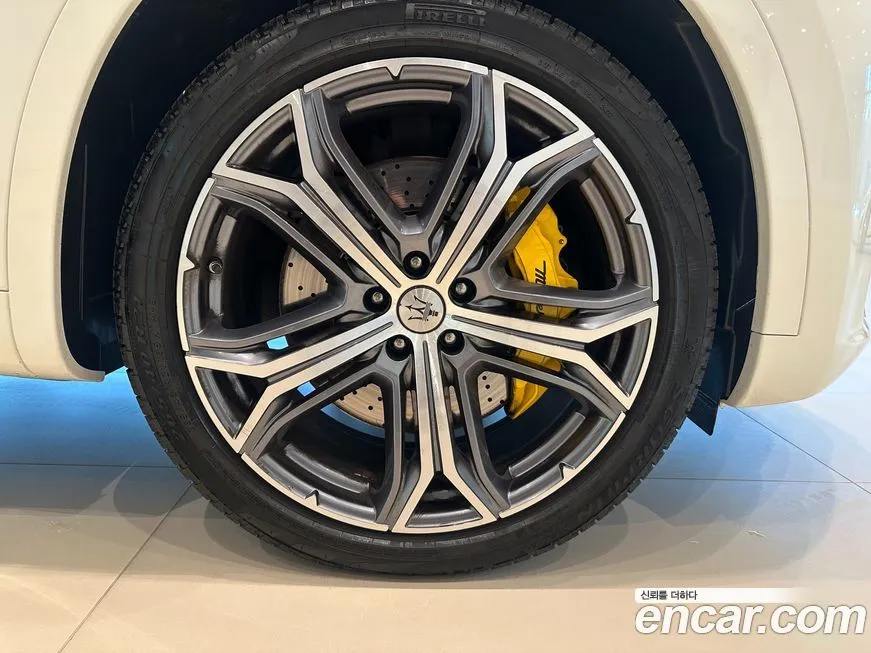 Maserati Levante 2023 из KR, фото 5