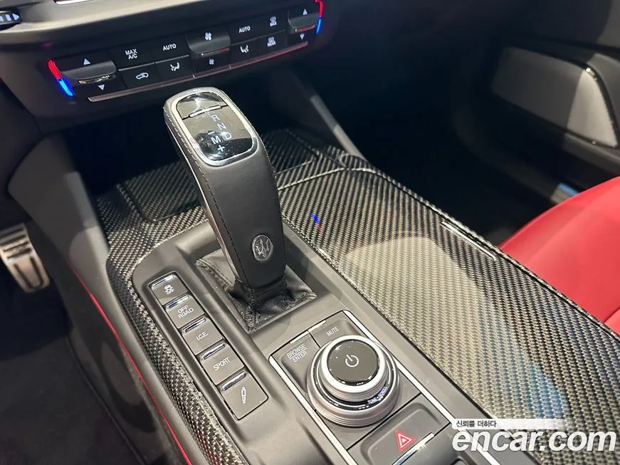 Maserati Levante 2023 из KR, фото 6