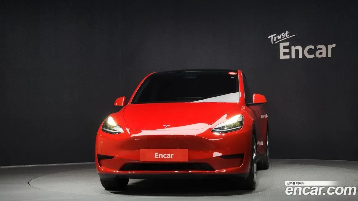 Tesla Model Y — фото 4