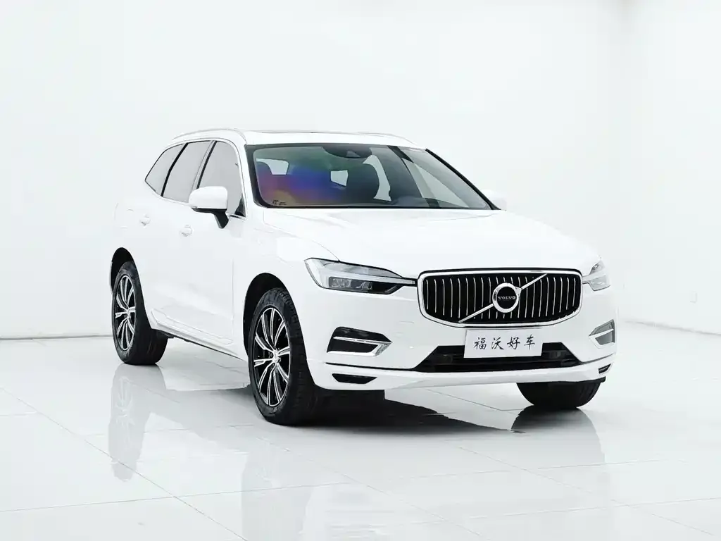 Volvo XC60 — фото 5