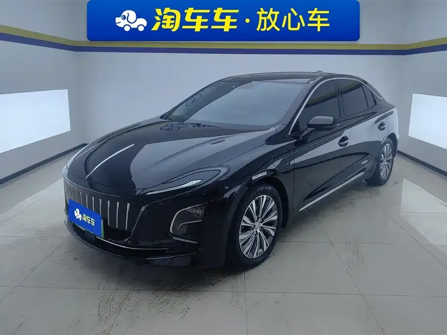 Hongqi E-QM5 — фото 1