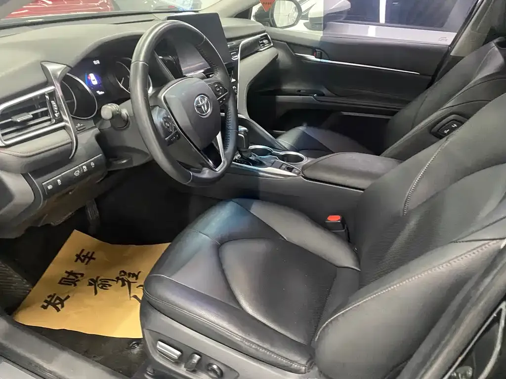 Toyota Camry 2021 из CN, фото 10