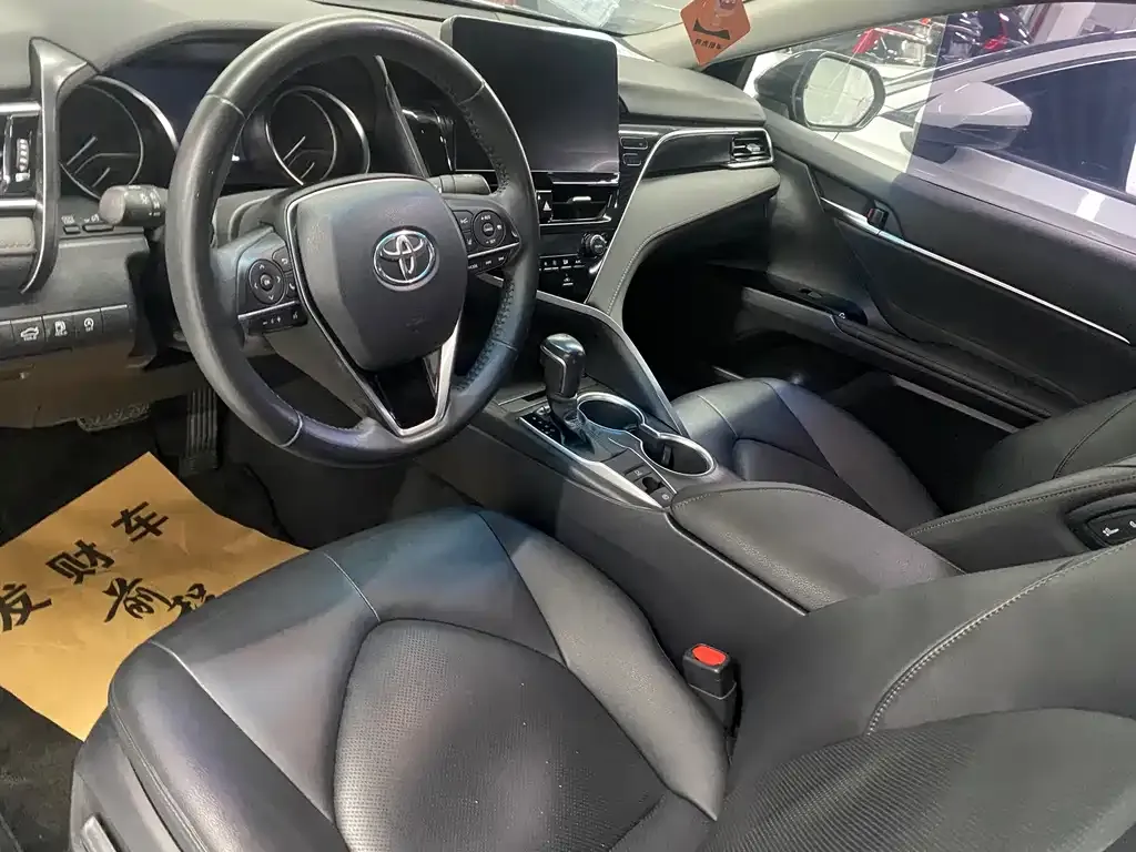 Toyota Camry 2021 из CN, фото 9