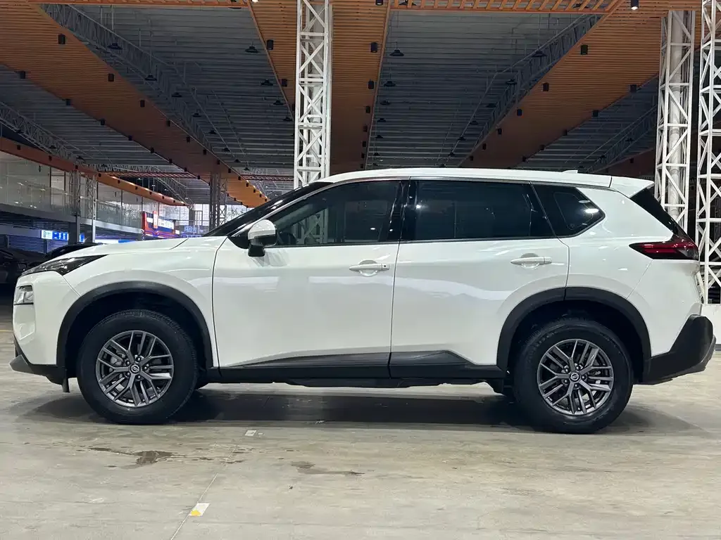 Nissan X-Trail — фото 3