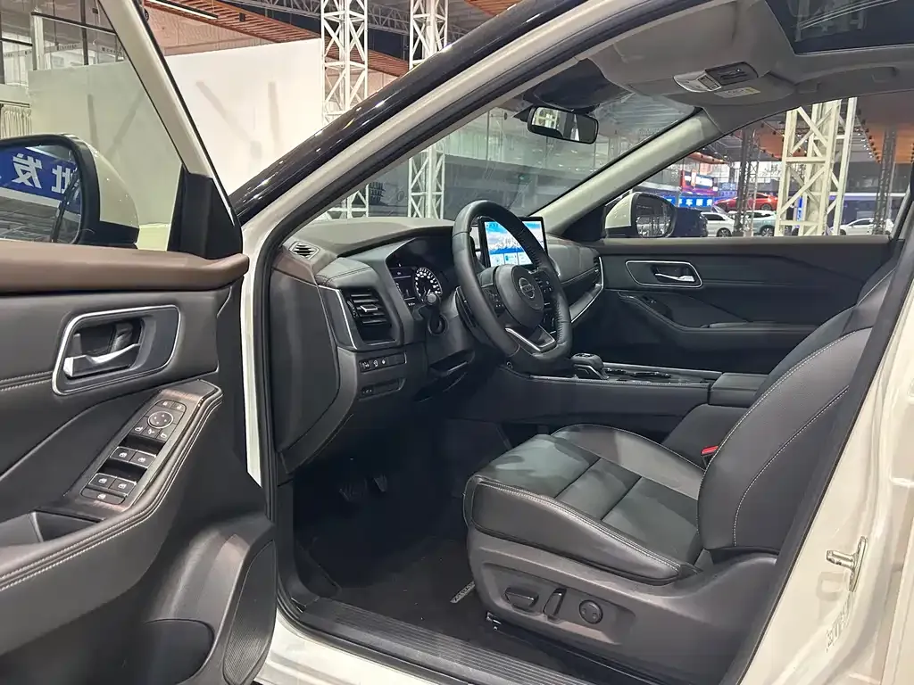 Nissan X-Trail — фото 4
